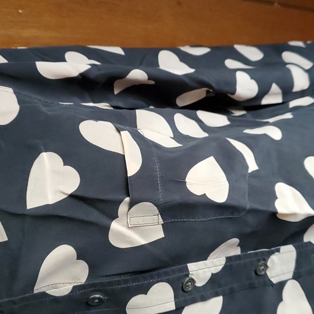 Equipment Silk top with pink hearts Woman's Size S - Picture 4 of 11